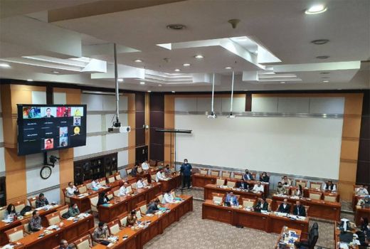 Anggota DPR Bakal Tuduh LPSK Jika Bharada E Mati - GenPI.co