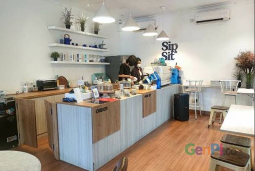 Minimalis, Kedai Kopi di Tangsel Ini Tawarkan Nuansa Estetik - GenPI.co