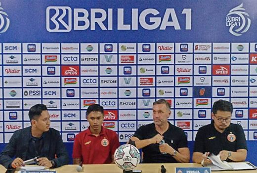 Persija Tanpa Hanno Behrens, Thomas Doll Ungkap Alasannya - GenPI.co