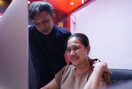 3 Cara Mudah Bikin Pacar Kangen dan Cinta, Selingkuh? No Way! - GenPI.co