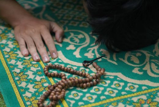 Pakai Pelaris Halal Bisa Bikin Dagangan Laris Manis, Jangan Salah - GenPI.co
