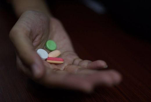 Tragedi Sirup Obat Batuk Maut, 60 Anak Tewas dengan Cedera Ginjal Akut - GenPI.co