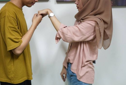 Cara Jitu Membumbui Pernikahan, Suami Istri Wajib Tahu - GenPI.co