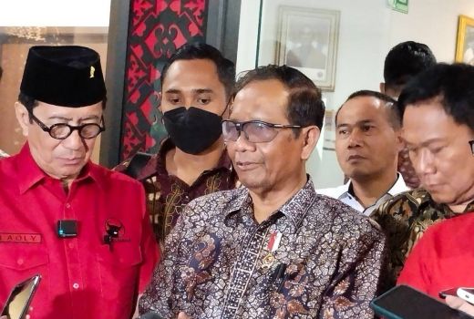 Mahfud MD Bakal Laporkan Hasil Temuan TGIPF kepada Jokowi Besok - GenPI.co