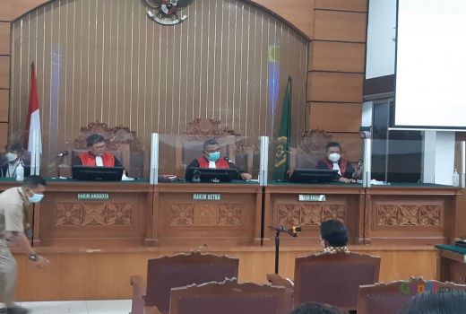 Pengacara Sambo: Brigadir J Sempat Ancam Tembak Putri Candrawathi - GenPI.co