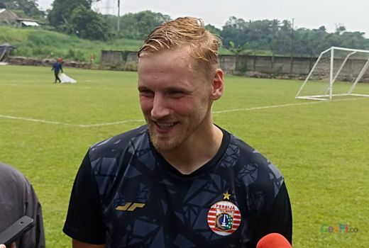 Liga 1 Dihentikan, Ini yang Dilakukan Pemain Persija Hanno Behrens - GenPI.co