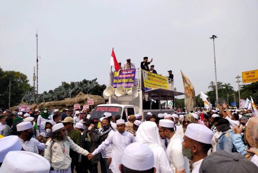 Massa GNPR Sebut Jokowi Menyalahgunakan Fungsi Kepolisian - GenPI.co