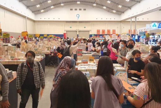 Tingkatkan Literasi, Big Bad Wolf Tambah Ratusan Koleksi Jenis Buku - GenPI.co