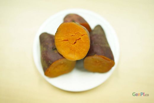 Tips Mencegah Rambut Rontok, Bisa Mengonsumsi Makanan Bernutrisi - GenPI.co
