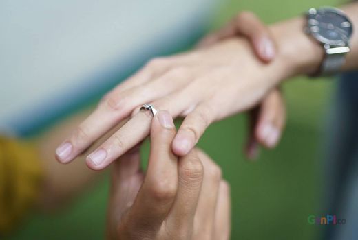 Ramalan Zodiak Cancer Tahap Serius dengan Kekasih, Virgo Menemukan Cinta - GenPI.co
