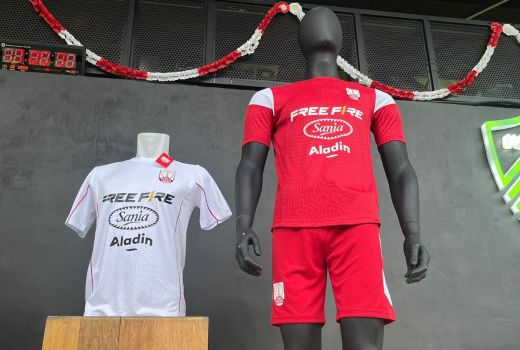 Persis Solo Pamerkan Jersei Baru untuk Liga 1 2024/2025, Terinspirasi Jersei Era 1990-an - GenPI.co