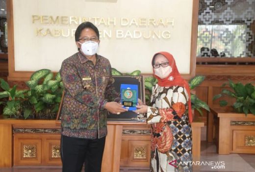 Usut BUMD, Bupati Badung Bali Bertemu Pemimpin Jombang - GenPI.co BALI