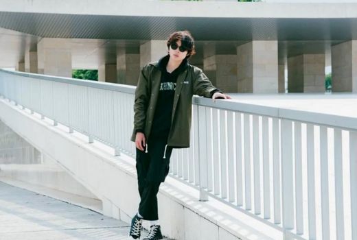 Bang Yedam TREASURE Tampil Keren Pakai Roughneck 1991 - GenPI.co BALI