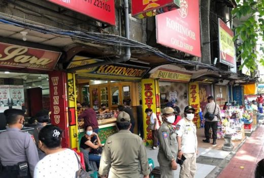 Kasus Covid-19 di Bali Melandai, Satpol PP Tetap Berpatroli - GenPI.co BALI