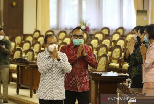 Gubernur Bali Koster Kabulkan Pinta DPRD Rp250 Miliar, Untuk Apa? - GenPI.co BALI