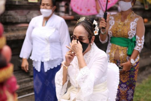 Cacian Imbas Jadi Hindu di Bali, Ini Kata Jro Mangku ke Sukmawati - GenPI.co BALI