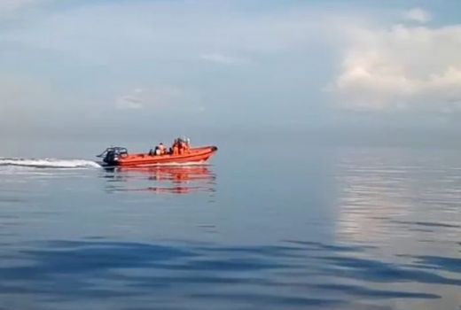 Pencarian Tujuh ABK KM Liberty 1 di Laut Utara Bali Dihentikan - GenPI.co BALI