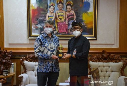 Duta Besar Inggris Owen Jenkins Kunjungi Denpasar, Ada Apa? - GenPI.co BALI