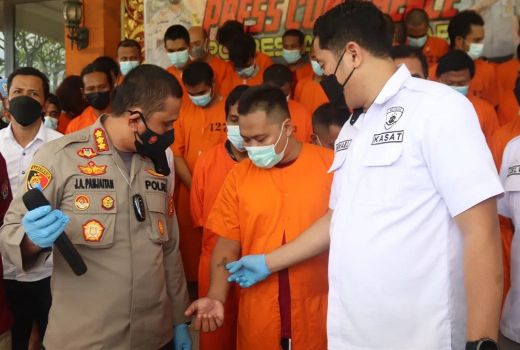 Eks Anggota Ormas di Bali Buka Bisnis PSK Online Ditangkap Polisi - GenPI.co BALI
