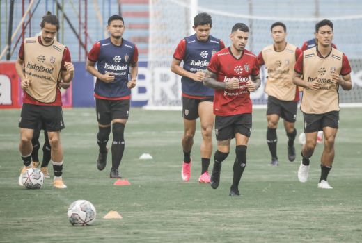 Bali United Banjir Kritik di Liga 1, Bagaimana Reaksi Teco? - GenPI.co BALI