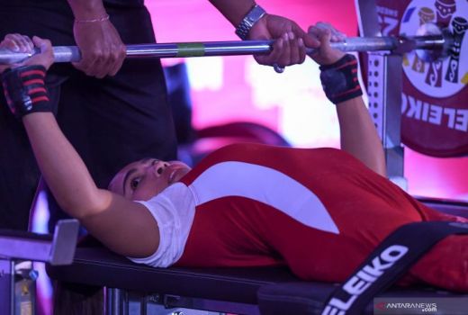 Bali Bangga! Lifter Wanita Nengah Widiasih Cetak Rekor Peparnas - GenPI.co BALI