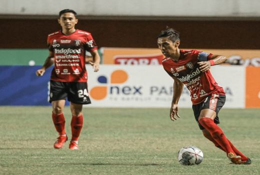 Jadi Roommate, Ini Cara Dua Pemain Bali United Atasi Rasa Bosan - GenPI.co BALI