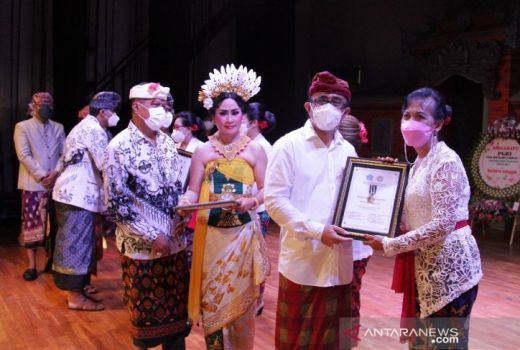 Bukan Nakes, Jaya Negara: Guru di Bali Garda Depan Cegah Covid-19 - GenPI.co BALI