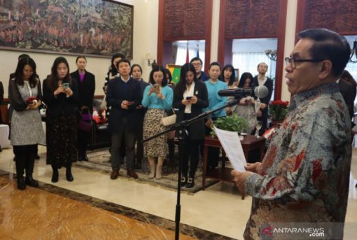 Bantu Pariwisata Bali, Dubes Djauhari Gandeng China - GenPI.co BALI