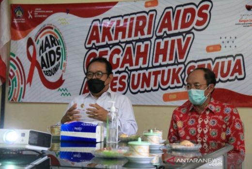Wagub Cok Ace Ajak Masyarakat Bali Sadar Bahaya AIDS - GenPI.co BALI