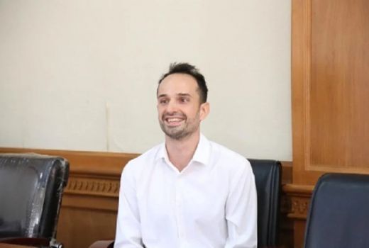 Dukung Ekonomi Bali, WNA Meksiko Israel Gabung Indonesia - GenPI.co BALI