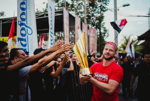 BRI Liga 1: Melvin Platje Pergi, CEO Bali United Beri Alasan Ini - GenPI.co BALI