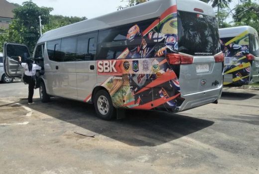 Puluhan Mobil Travel Ini Kena Tilang di Gilimanuk Bali, Kok Bisa? - GenPI.co BALI