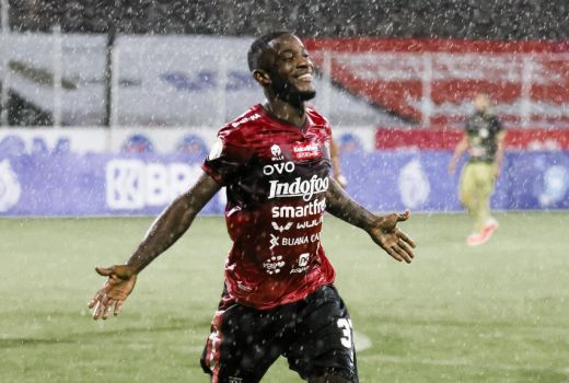 BRI Liga 1: Spaso-Mbarga Bantu Bali United Habisi Barito Putera - GenPI.co BALI