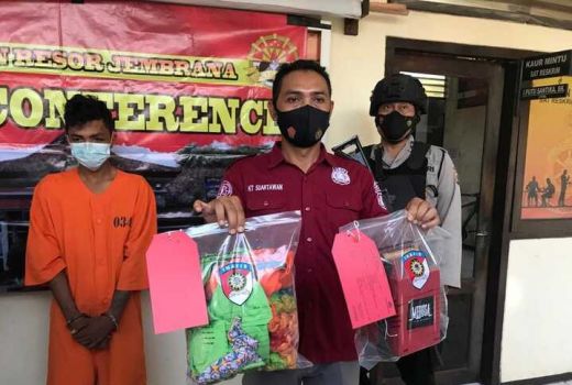 Polisi Jembrana Bali Ungkap Kisah Pilu Badut Hajar Pedagang Buah - GenPI.co BALI