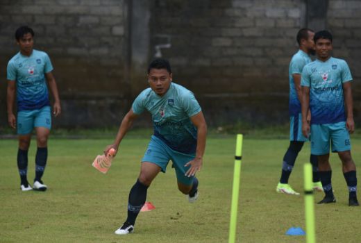 BRI Liga 1: Ingin Kalahkan Bali United, Ini Persiapan Persib - GenPI.co BALI