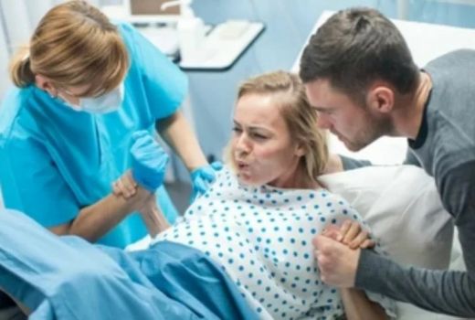 Ibu Bermata Minus Tak Bisa Melahirkan Normal? Dokter Berkata Ini - GenPI.co BALI