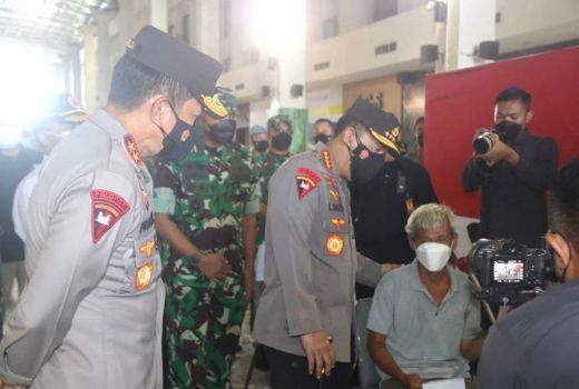 Covid-19 Omicron di Bali, Kapolri Pasang Target Vaksinasi Booster - GenPI.co BALI