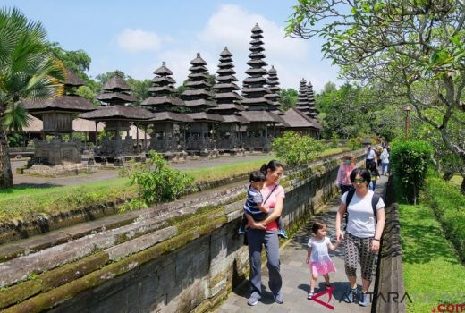 Media Asing Gegerkan Wisman Soal Pemandangan Pariwisata Bali - GenPI.co BALI