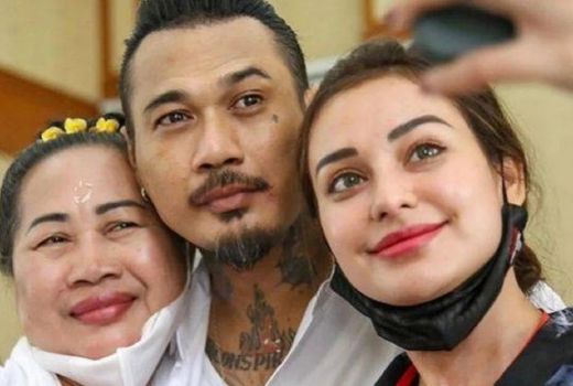 Soal Ibu Jadi Alasan Jerinx SID Dipindah ke Lapas Kerobokan Bali - GenPI.co BALI