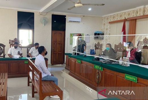 Viral Sungai Denpasar Bali Merah, Pengusaha Sablon Kena Karma - GenPI.co BALI