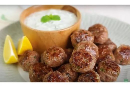 Resep Ramadan: Kenyangkan Diri, Cicipi Bola Daging Saus Tzatziki - GenPI.co BALI