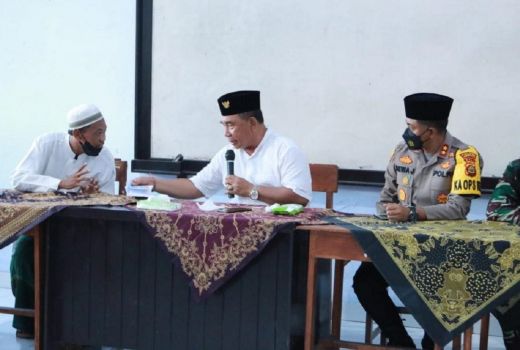 Safari Ramadan, Bupati Tamba Junjung Toleransi di Jembrana Bali - GenPI.co BALI