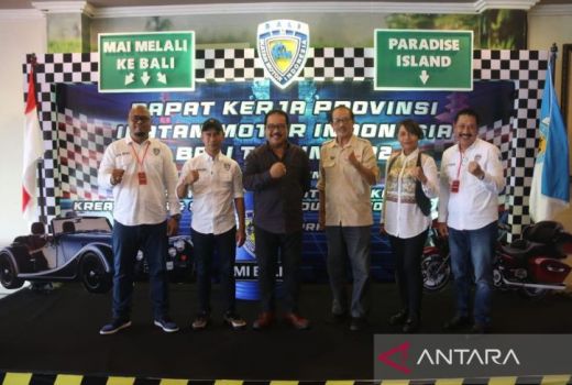 Gandeng IMI, Wagub Cok Ace: Bangun Pariwisata Bali Berkelanjutan - GenPI.co BALI