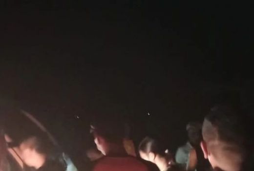 Ombak Pantai Gunung Payung Bahayakan 4 Orang, Aksi Basarnas Bali - GenPI.co BALI