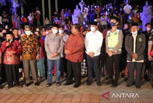 Bupati Agus Suradnyana Beri Pesan ke Umat Islam Buleleng Bali - GenPI.co BALI