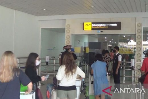 Puncak Arus Balik di Bandara Ngurah Rai, Sebegini Pergi dari Bali - GenPI.co BALI