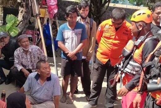 Adik Selamat, Pelajar Hilang Diseret Ombak Pantai Seminyak Bali - GenPI.co BALI