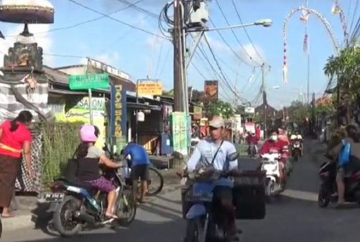 Polisi Denpasar Akhiri Bentrok 2 Kelompok Pendatang, Singgung Ini - GenPI.co BALI