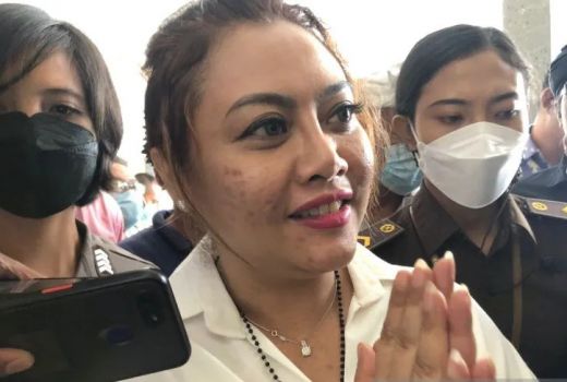 Korupsi DID: Eka Wiryastuti Tak Rugikan Negara, Kok Bisa? - GenPI.co BALI