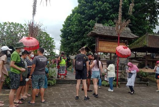 Wisatawan Membeludak, Desa Wisata Penglipuran Bangli Lakukan Ini - GenPI.co BALI